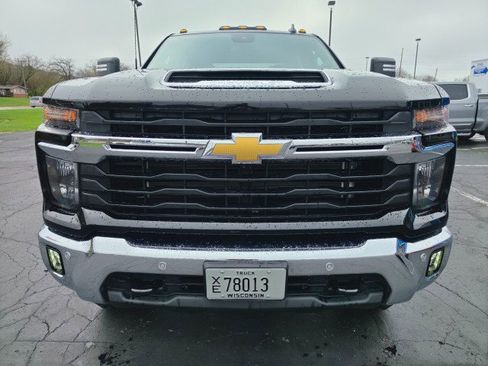 Used 2025 Chevrolet Silverado 2500 LT w/ All Star Edition image 8