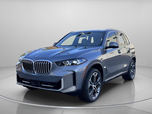 New 2026 BMW X5 sDrive40i w/ Premium Package image 2