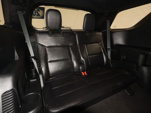 Used 2020 Ford Explorer ST image 17