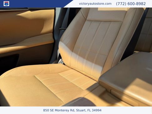Used 2018 Lexus ES 350 w/ Luxury Package w/Wood Trim FWD image 38