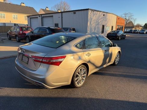 Used 2014 Toyota Avalon XLE Touring image 3