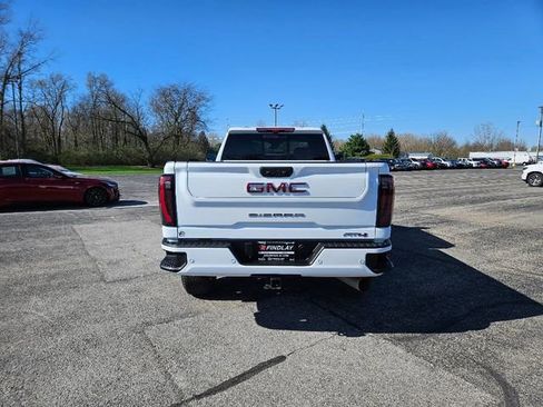 Used 2026 GMC Sierra 2500 AT4 w/ AT4 Premium Plus Package AWD/4WD image 8