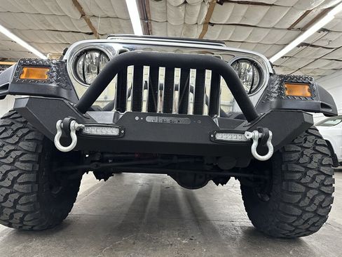 Used 2006 Jeep Wrangler Unlimited AWD/4WD image 9