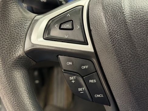 Used 2014 Ford Fusion SE FWD image 14