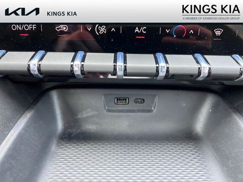 Used 2026 GMC Terrain Elevation w/ LPO, Floor Liner Package FWD image 11