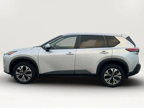 Used 2023 Nissan Rogue SV image 6