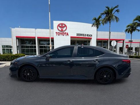 Used 2026 Toyota Camry SE FWD image 4