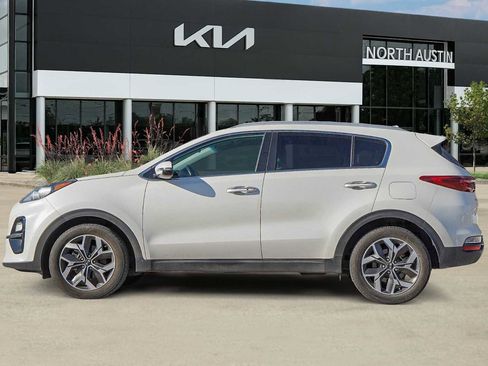 Used 2020 Kia Sportage EX image 4