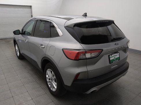 Used 2021 Ford Escape SE FWD image 5