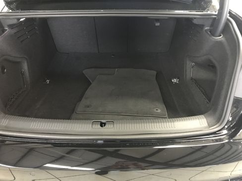 Used 2023 Audi A4 2.0T Premium w/ Convenience Package image 25