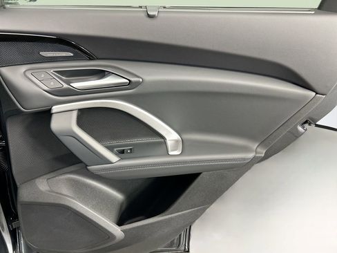 Used 2025 Audi Q5 2.0T Premium Plus w/ Premium Plus image 26