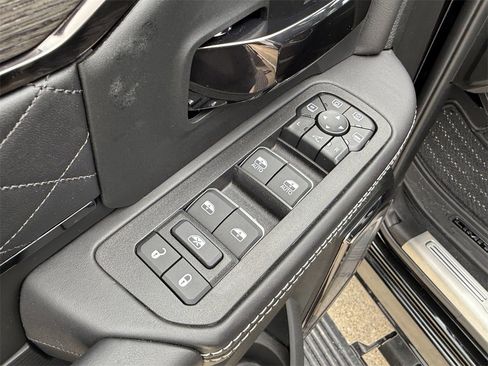 New 2026 RAM 2500 Limited image 11