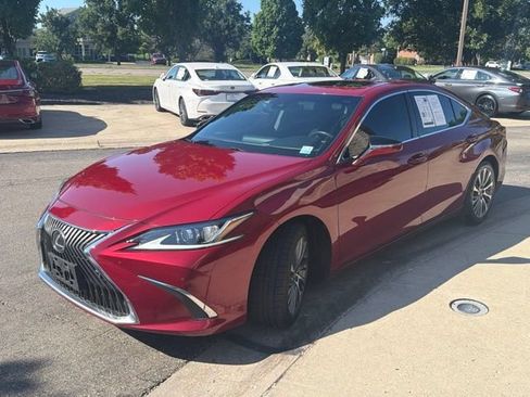 Used 2020 Lexus ES 350 w/ Premium Package FWD image 3