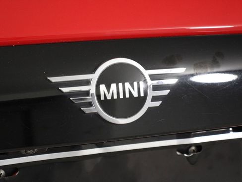 Used 2021 MINI Cooper 2-Door Hardtop image 19