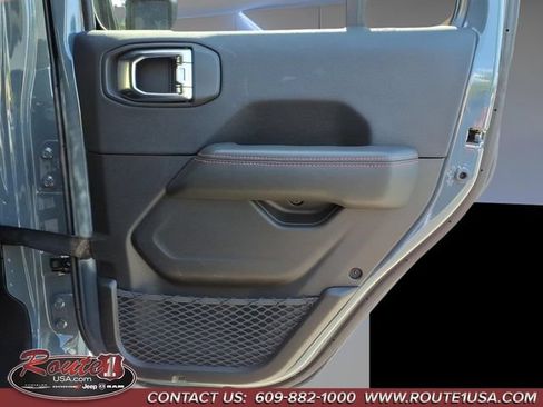 Used 2026 Jeep Wrangler Unlimited Rubicon AWD/4WD image 29