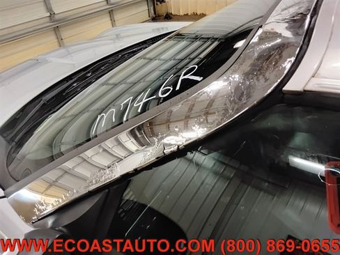 Used 2004 Ford Thunderbird Deluxe image 13