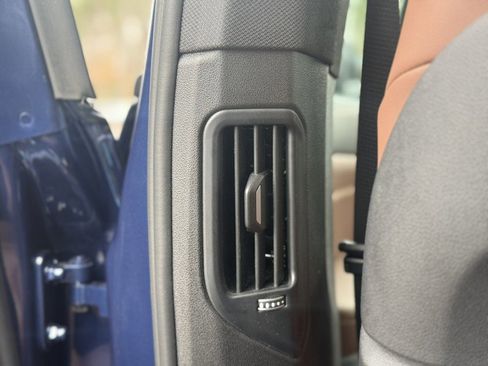 Certified 2023 BMW X5 xDrive40i w/ M Sport Package image 28