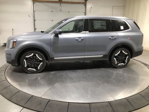 New 2025 Kia Telluride EX w/ EX Captain's Chair Package image 4