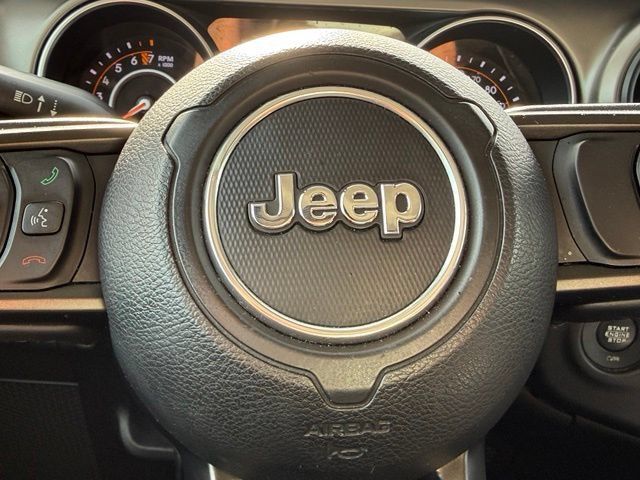 Used 2018 Jeep Wrangler Unlimited Sport S AWD/4WD image 25