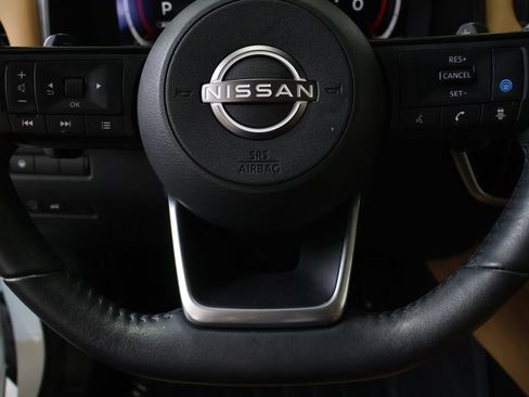 Used 2023 Nissan Rogue Platinum AWD/4WD image 18