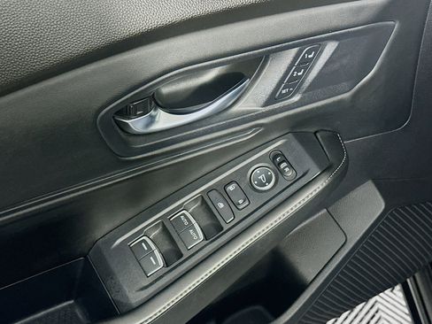 Used 2025 Honda Accord Sport image 15