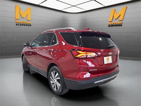 Used 2023 Chevrolet Equinox Premier image 7