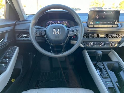 Used 2023 Honda Accord EX image 14