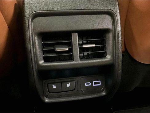 Used 2023 Cadillac XT4 Sport image 29