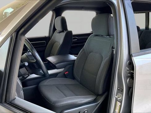 Used 2022 RAM 1500 Big Horn AWD/4WD image 15