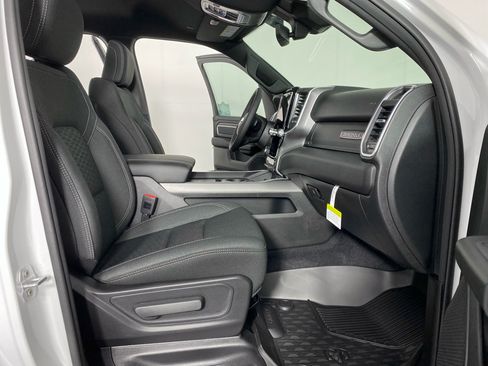 New 2026 RAM 1500 Big Horn AWD/4WD image 15