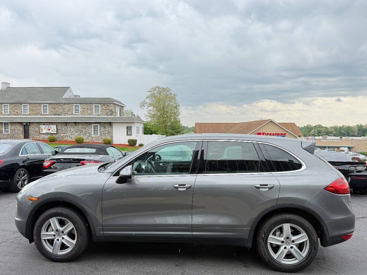 Used 2014 Porsche Cayenne S AWD/4WD image 4