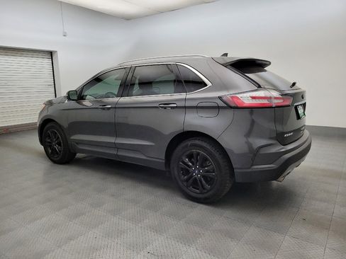 Used 2020 Ford Edge SEL w/ Convenience Package FWD image 3