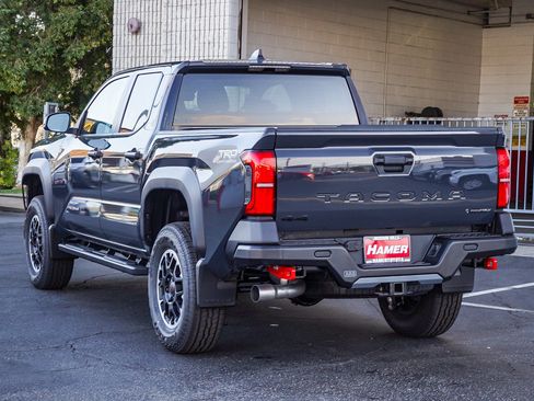 New 2026 Toyota Tacoma TRD Off-Road AWD/4WD image 5
