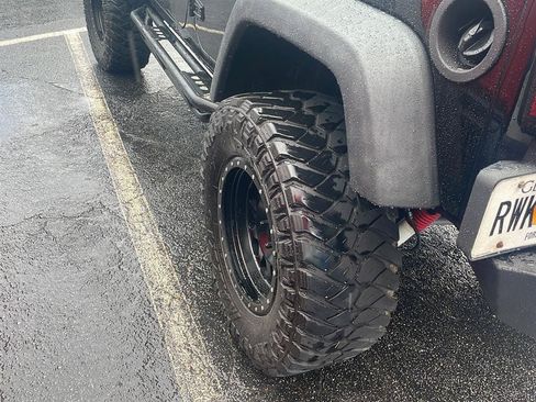 Used 2012 Jeep Wrangler Unlimited Sport AWD/4WD image 9