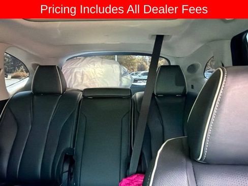 Used 2023 Acura MDX SH-AWD w/ Advance Package image 6
