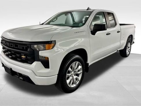Used 2022 Chevrolet Silverado 1500 Custom image 4