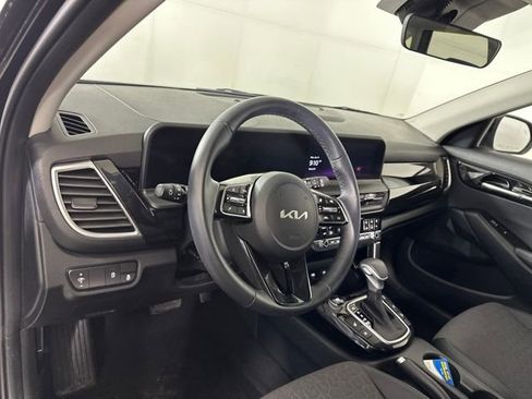 Used 2024 Kia Seltos S image 13