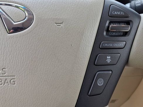 Used 2011 INFINITI QX56 4WD w/ Deluxe Touring Pkg image 23