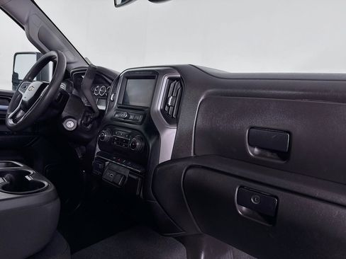 Used 2022 Chevrolet Silverado 2500 Custom w/ Custom Value Package image 27