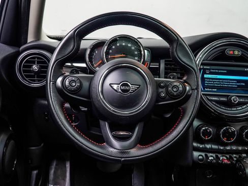 Used 2019 MINI Cooper S FWD image 15