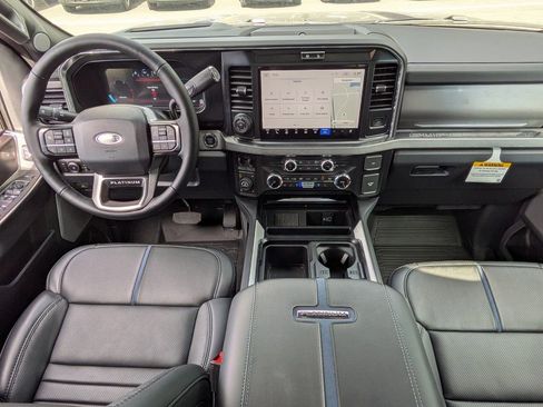New 2026 Ford F250 Platinum w/ Tremor Off-Road Package image 18