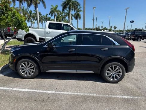 Used 2023 Cadillac XT4 Premium Luxury AWD/4WD image 4