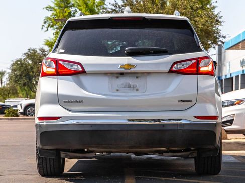 Used 2018 Chevrolet Equinox Premier FWD image 5
