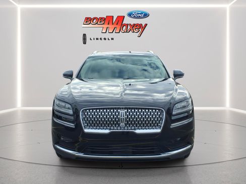 Used 2022 Lincoln Nautilus Reserve image 2