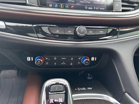 Used 2021 Buick Enclave Avenir image 32