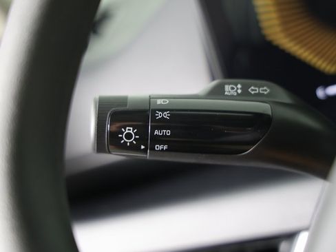 Used 2025 Kia K4 LXS image 23