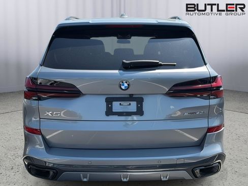 Certified 2024 BMW X5 sDrive40i w/ M Sport Package RWD image 9