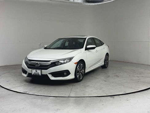 Used 2017 Honda Civic EX-L image 3