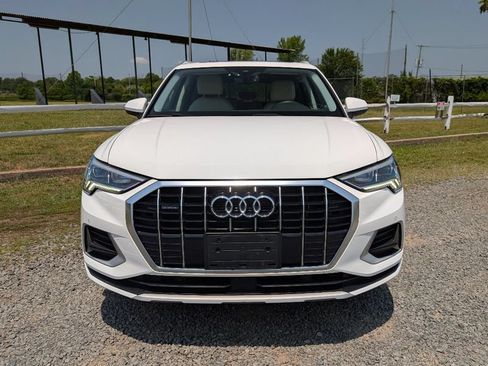 Used 2020 Audi Q3 2.0T Premium Plus AWD/4WD image 2
