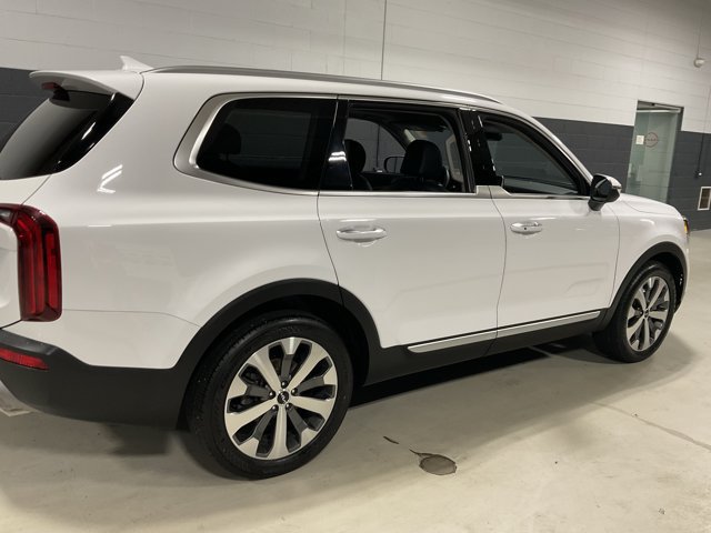 Used 2022 Kia Telluride S FWD image 12